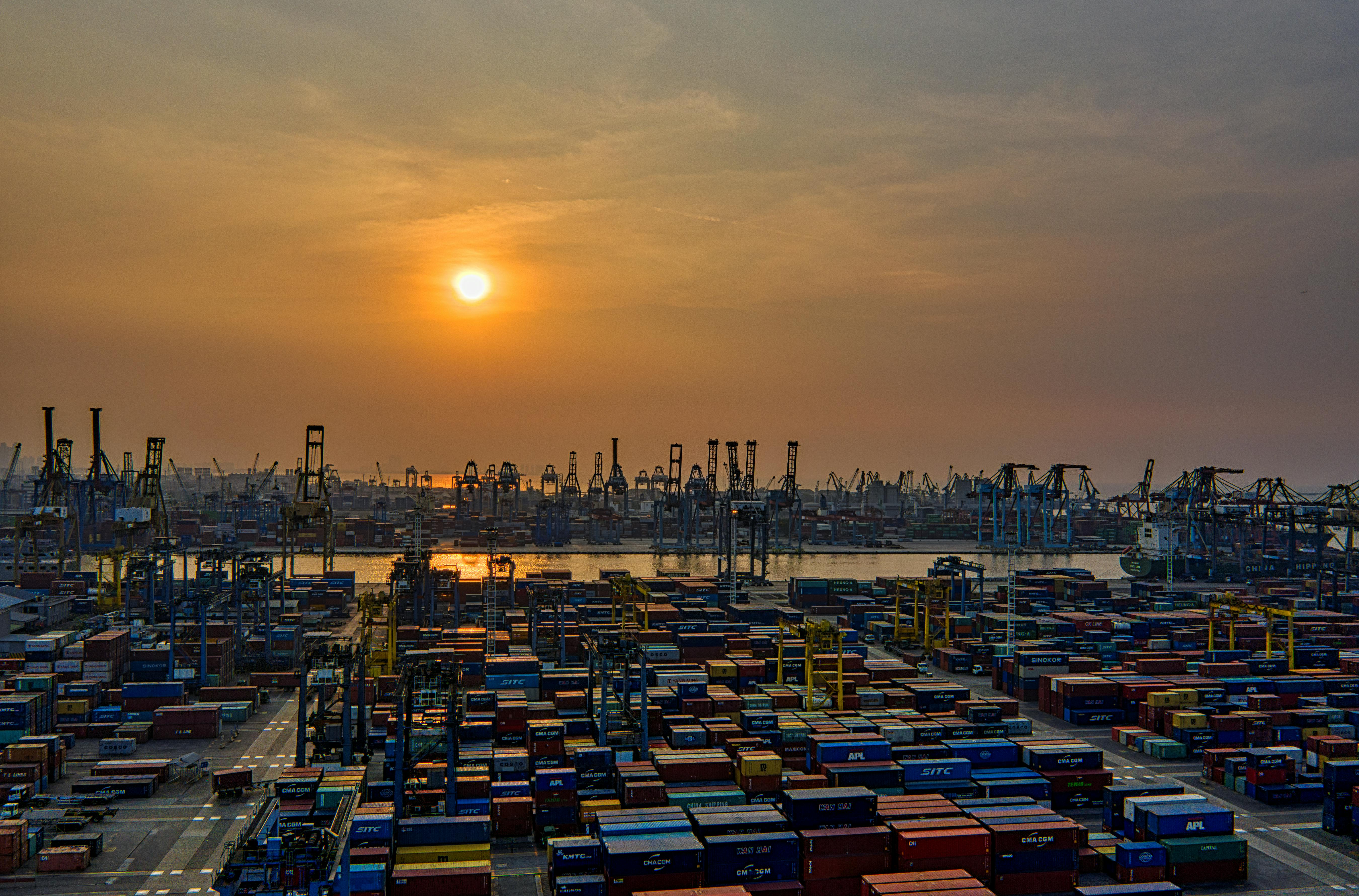 Global trade and import export logistics